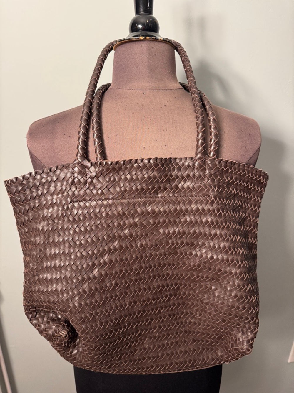 Madewell The Signature Woven Tote in Dark Brown - Picture 4 of 4
